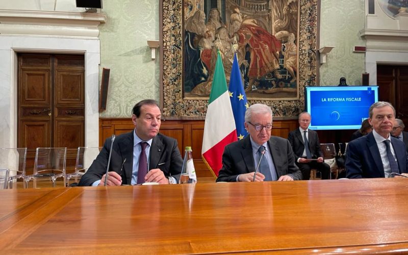 Partito il confronto del governo