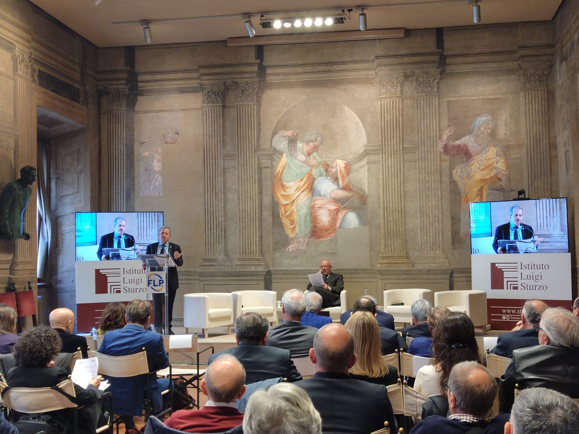 Costruire il futuro della nuova Pubblica Amministrazione FLP